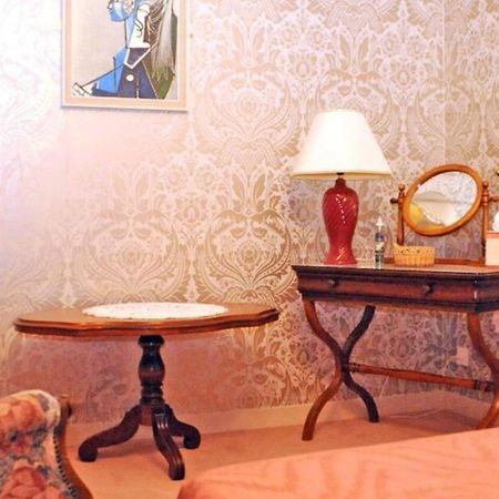 1 Bedroom House 20Min Walk To Centre In Tournus Exterior foto