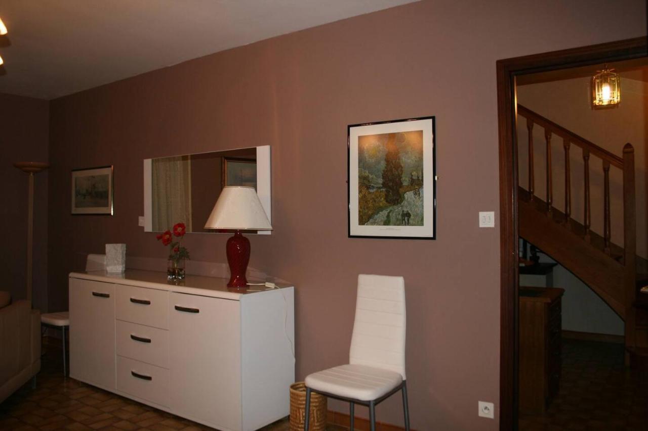 1 Bedroom House 20Min Walk To Centre In Tournus Exterior foto